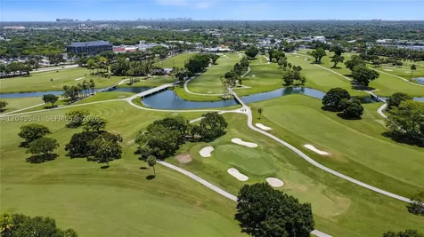 9720 Palmetto Club Lane W Miami FL 33157
