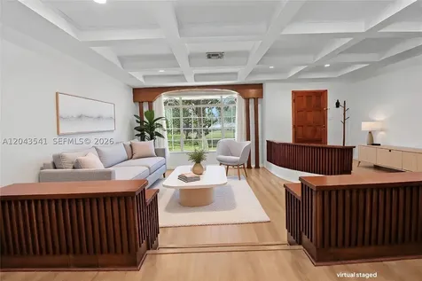 9720 Palmetto Club Lane W Miami FL 33157