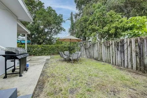 2721 SW 30th Avenue Miami FL 33133