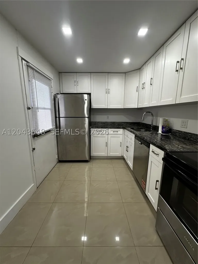 3475 N Country Club Drive Aventura FL 33180