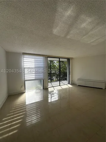 3475 N Country Club Drive Aventura FL 33180