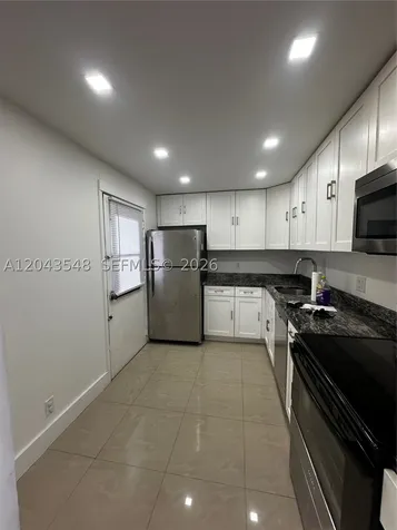 3475 N Country Club Drive Aventura FL 33180