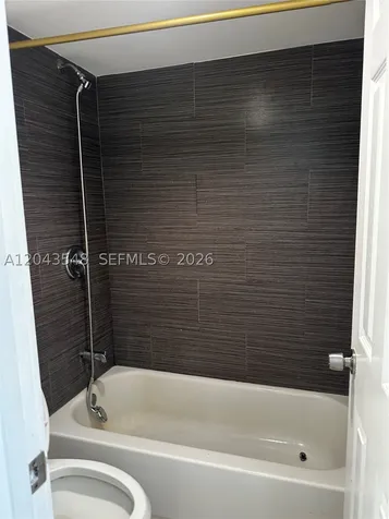 3475 N Country Club Drive Aventura FL 33180