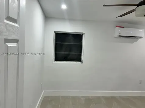 261 NW 49th Street Miami FL 33127
