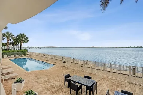 725 NE 22nd Street Miami FL 33137