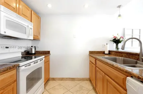 600 NE 36th Street Miami FL 33137