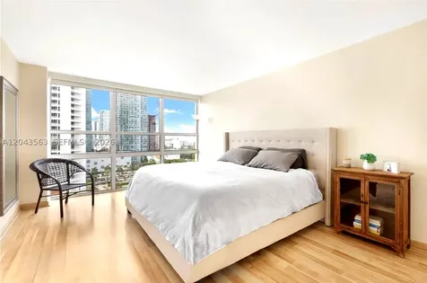 600 NE 36th Street Miami FL 33137
