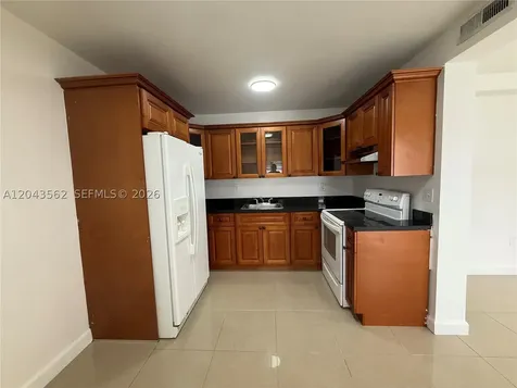 1122 NW 32nd Court Miami FL 33125