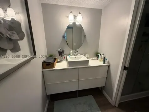 16919 N Bay Road Sunny Isles Beach FL 33160