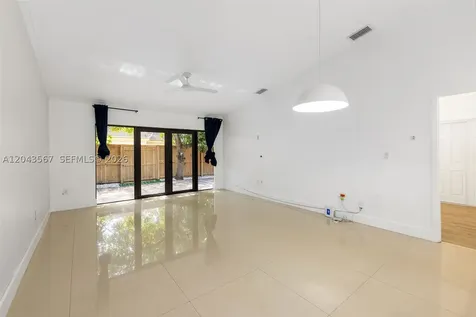 11527 SW 90th Street Miami FL 33176
