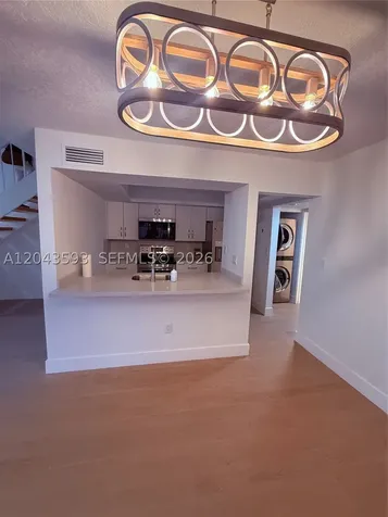 9909 NW 9th St Circle Miami FL 33172
