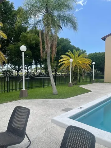 9909 NW 9th St Circle Miami FL 33172