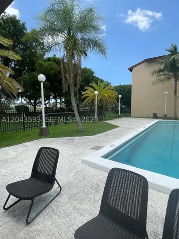 9909 NW 9th St Circle Miami FL 33172