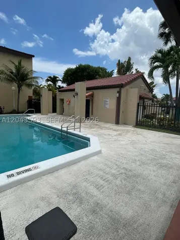 9909 NW 9th St Circle Miami FL 33172