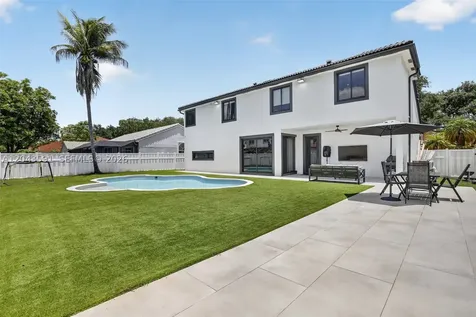 10746 Charleston Place Cooper City FL 33026