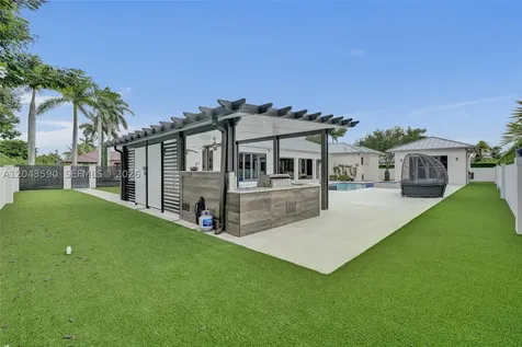 2600 SW 128th Court Miami FL 33175