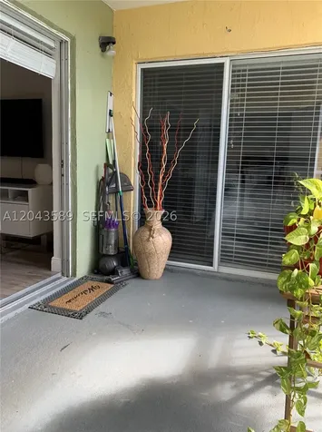 8660 SW 212th Street Cutler Bay FL 33189