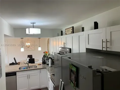 8660 SW 212th Street Cutler Bay FL 33189