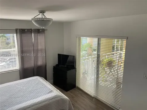 8660 SW 212th Street Cutler Bay FL 33189
