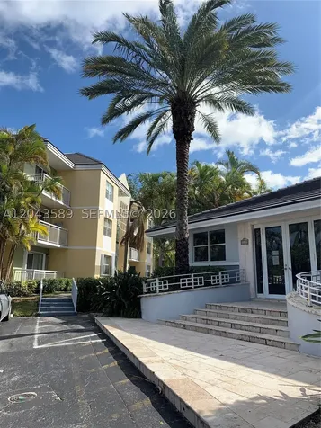 8660 SW 212th Street Cutler Bay FL 33189