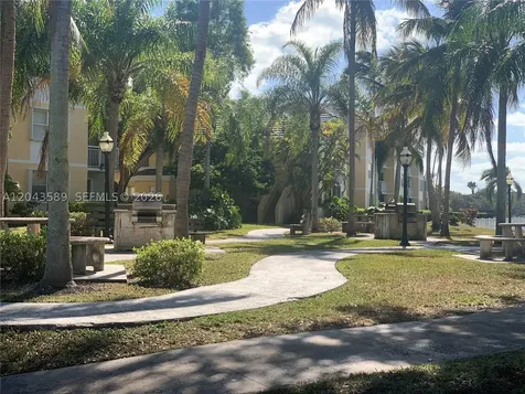 8660 SW 212th Street Cutler Bay FL 33189