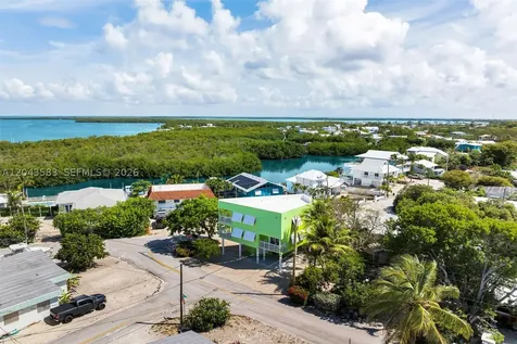 19 Park Drive Key Largo FL 33037