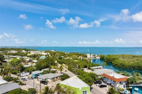 19 Park Drive Key Largo FL 33037