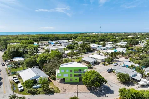 19 Park Drive Key Largo FL 33037