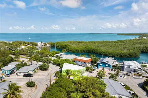 19 Park Drive Key Largo FL 33037