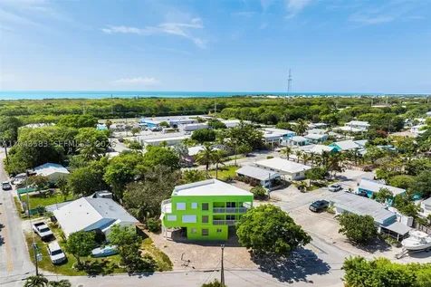 19 Park Drive Key Largo FL 33037