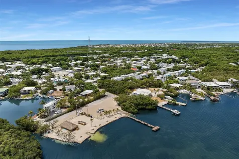 19 Park Drive Key Largo FL 33037
