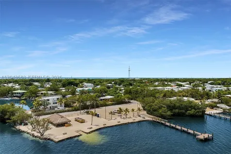 19 Park Drive Key Largo FL 33037