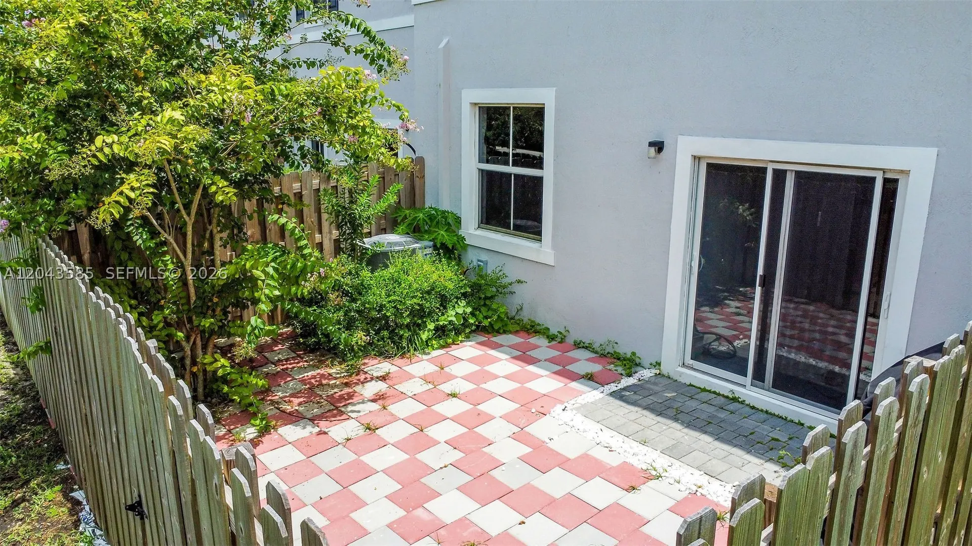 11889 NW 47th Manor Coral Springs FL 33076