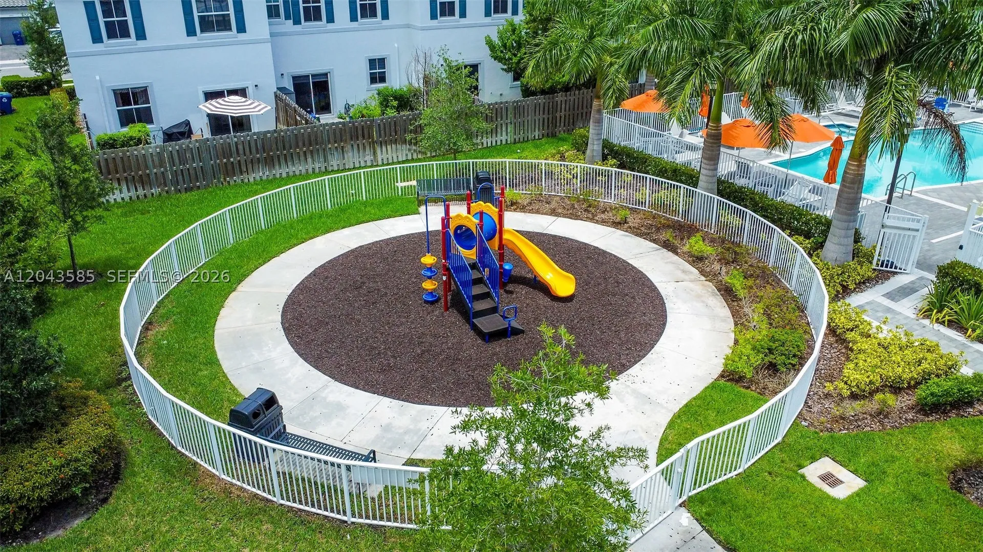 11889 NW 47th Manor Coral Springs FL 33076