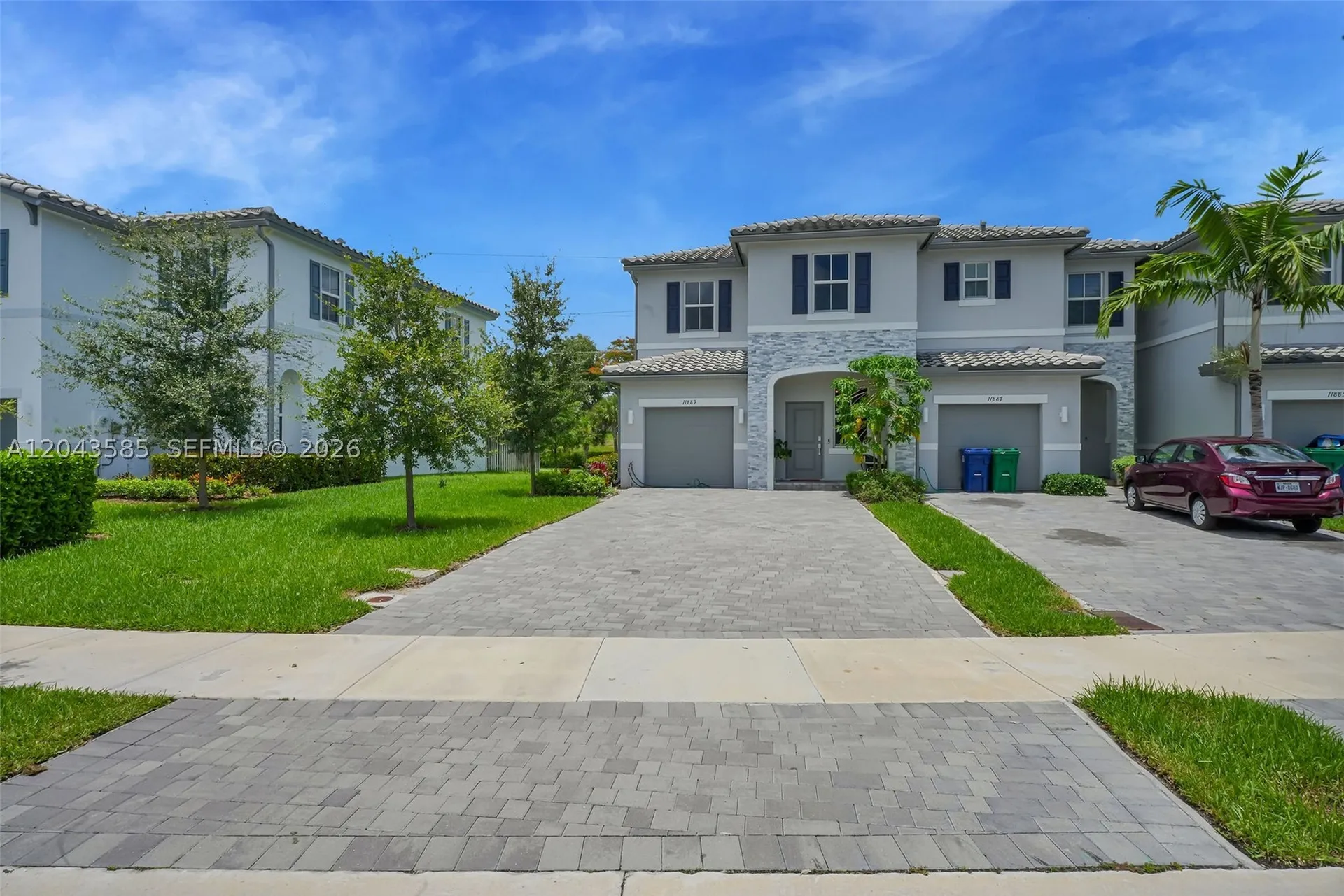 11889 NW 47th Manor Coral Springs FL 33076