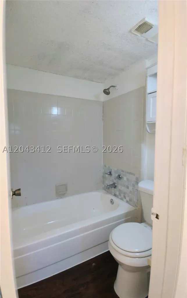 4241 W Mcnab Road Pompano Beach FL 33069