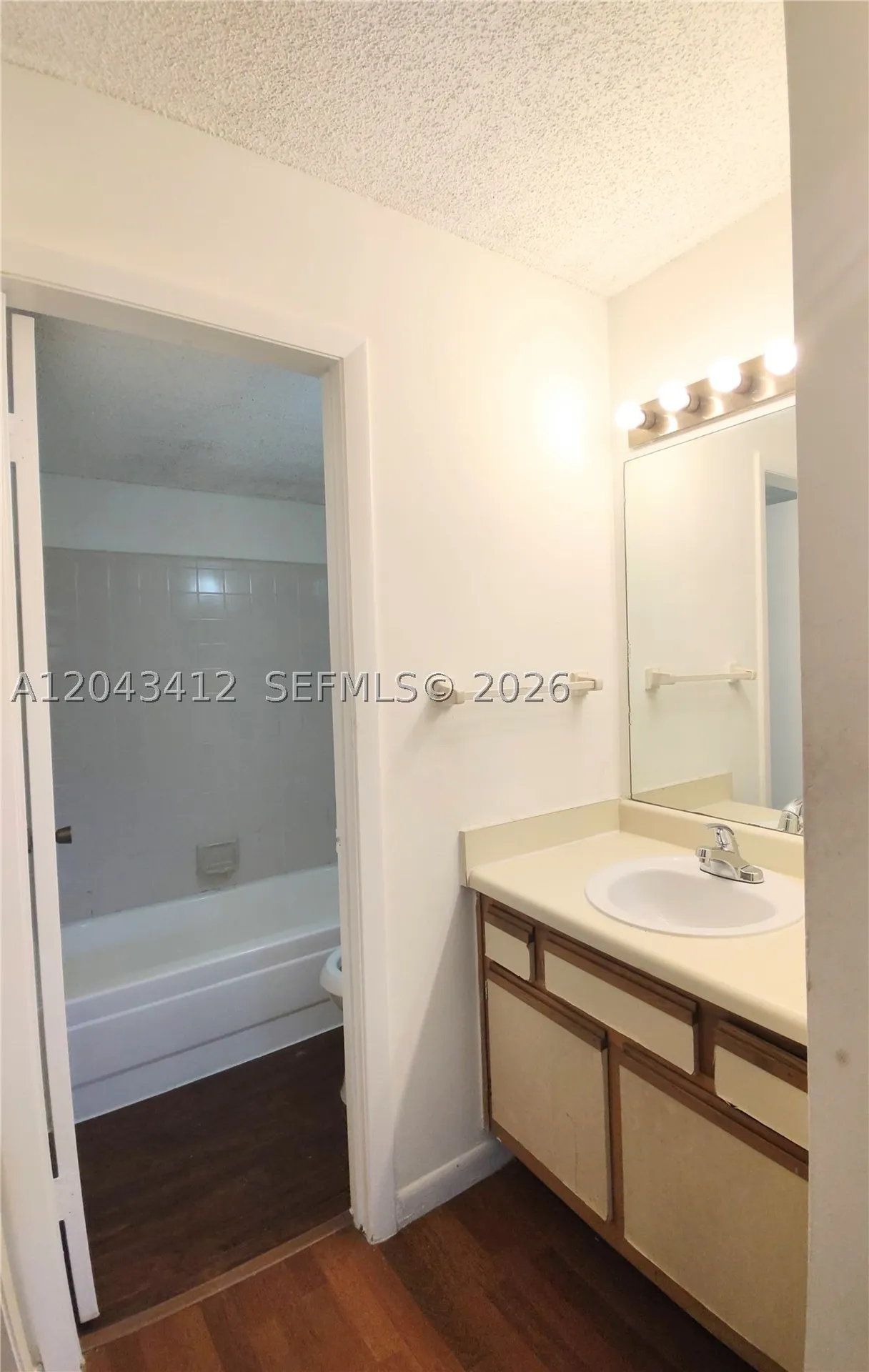 4241 W Mcnab Road Pompano Beach FL 33069