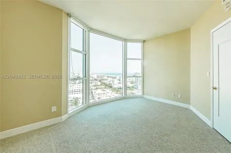 300 S Pointe Drive Miami Beach FL 33139