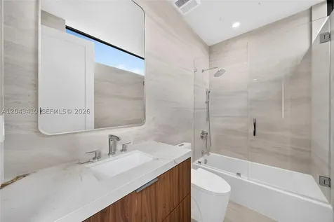 1032 SW 11th Avenue Miami FL 33130