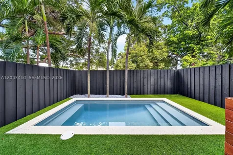 1032 SW 11th Avenue Miami FL 33130