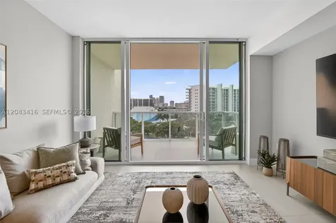 3330 NE 190th Street Aventura FL 33180