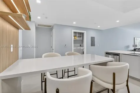 3330 NE 190th Street Aventura FL 33180