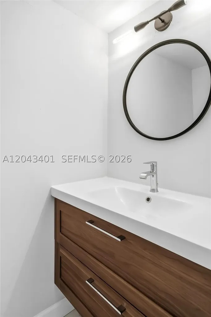 2808 N 46th Avenue Hollywood FL 33021