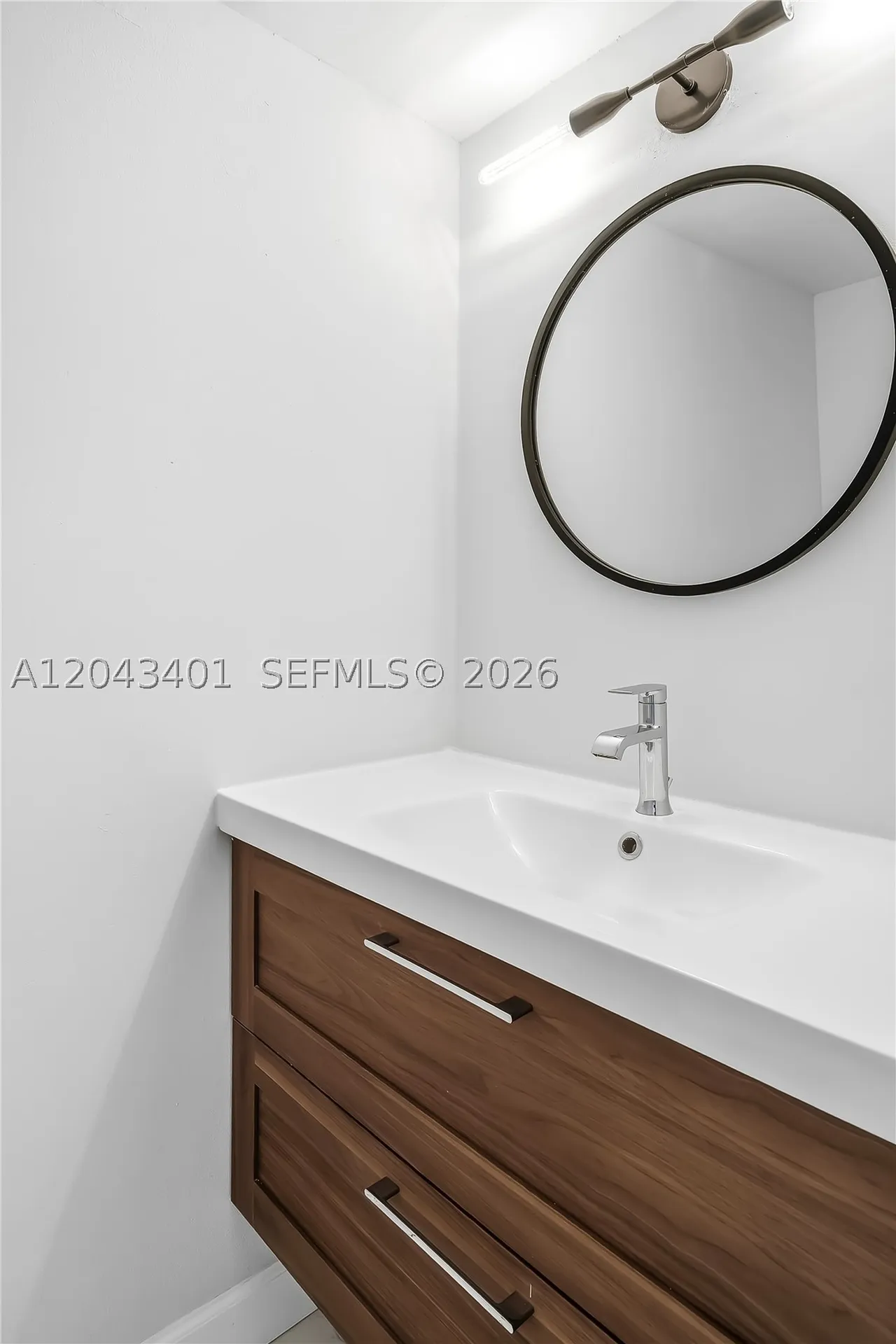 2808 N 46th Avenue Hollywood FL 33021