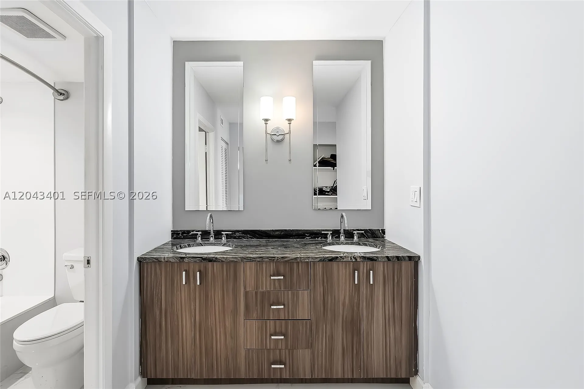 2808 N 46th Avenue Hollywood FL 33021