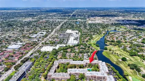 2808 N 46th Avenue Hollywood FL 33021