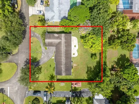 8255 SW 134th Street Pinecrest FL 33156