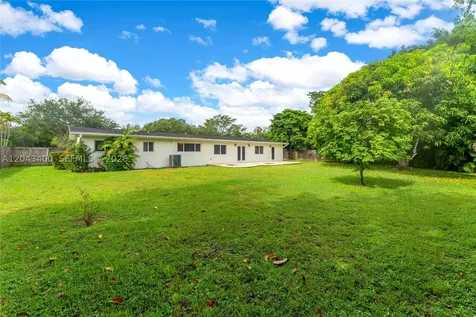 8255 SW 134th Street Pinecrest FL 33156