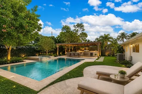 8255 SW 134th Street Pinecrest FL 33156
