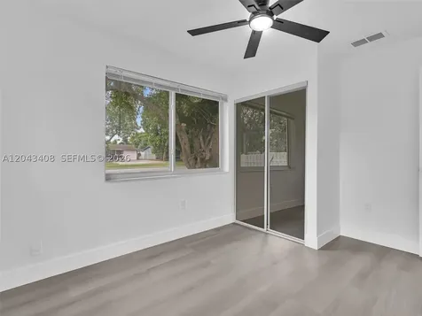 8145 Sunset Strip Sunrise FL 33322